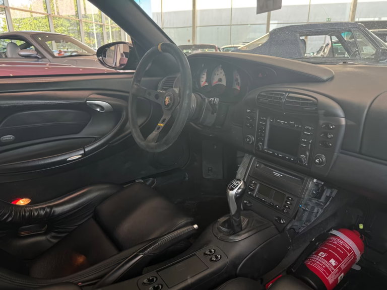 Porsche 996 Carrera 4