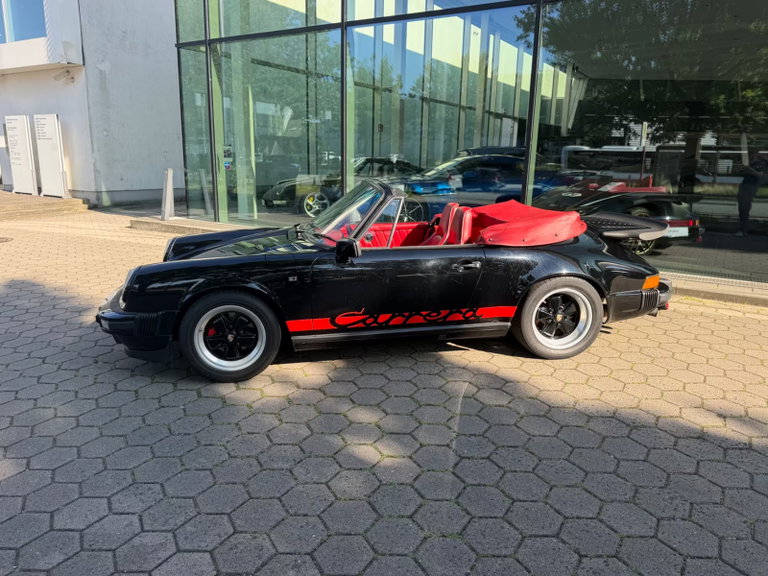 Porsche 911 Carrera 3.2