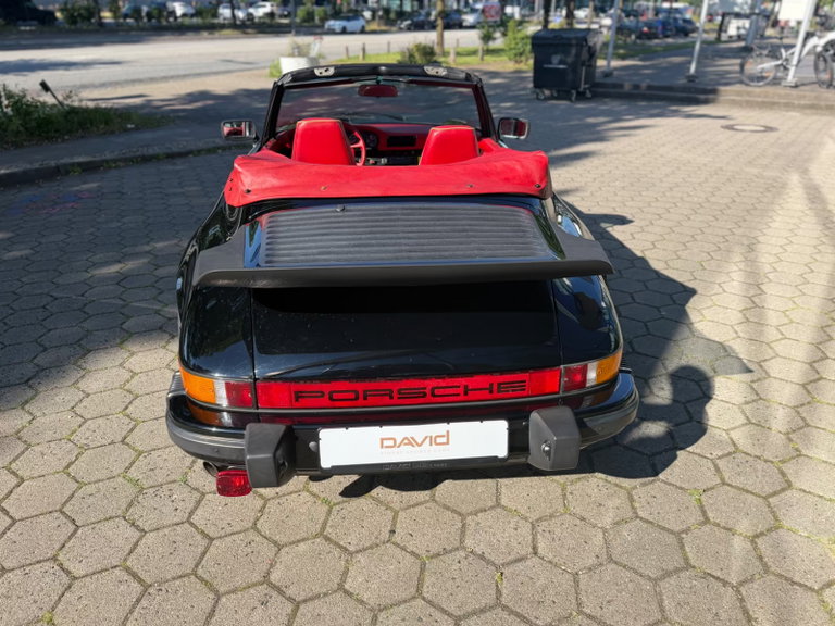 Porsche 911 Carrera 3.2
