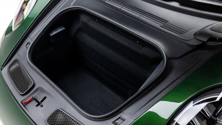 Porsche 992.2 GT3 Touring