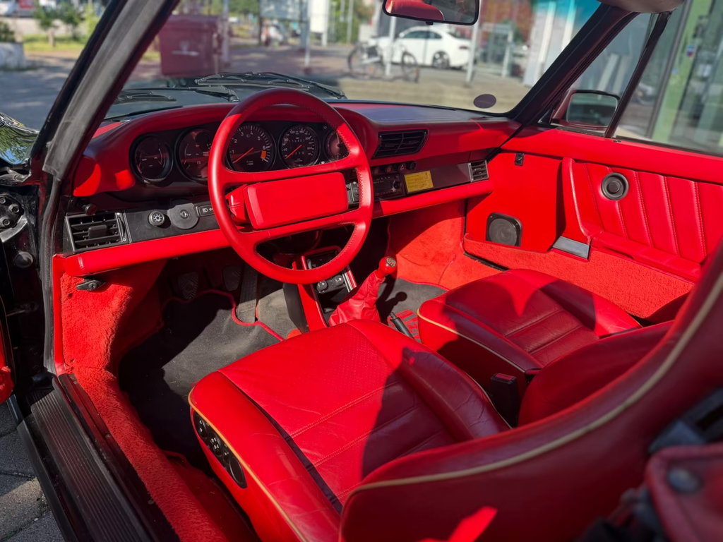 Porsche 911 Carrera 3.2