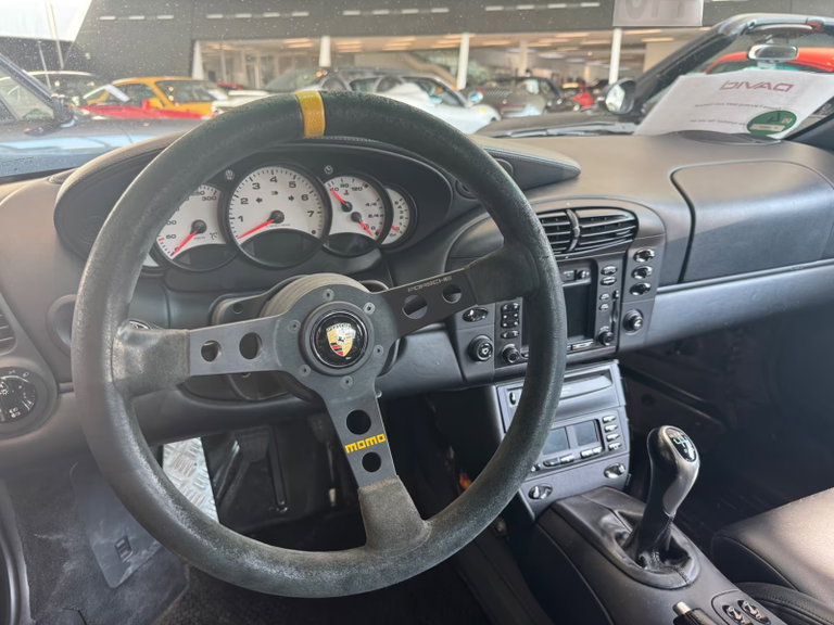 Porsche 996 Carrera 4