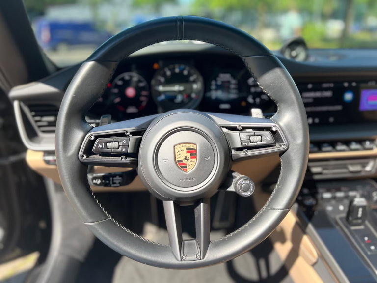 Porsche 992 Carrera 4S
