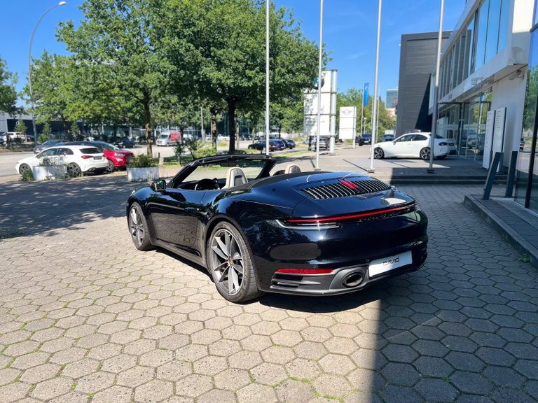 Porsche 992 Carrera 4S