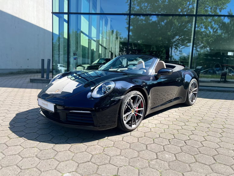 Porsche 992 Carrera 4S