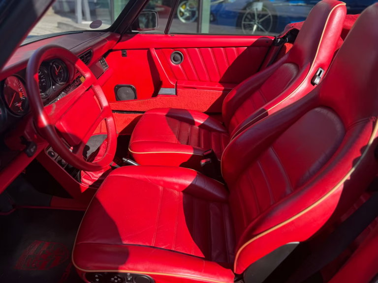 Porsche 911 Carrera 3.2