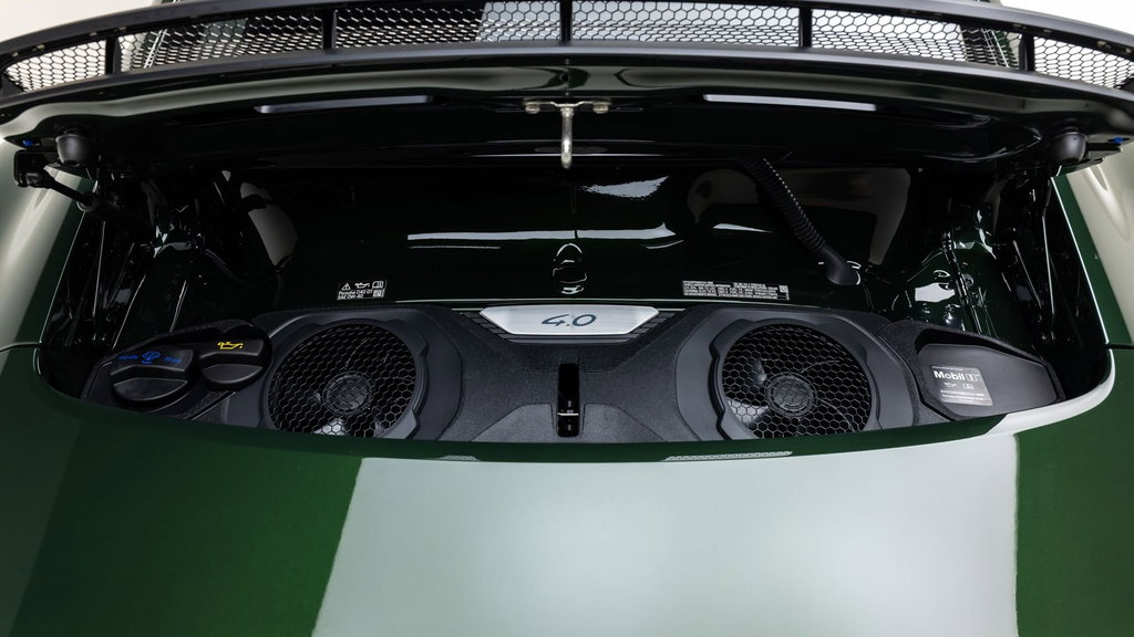 Porsche 992.2 GT3 Touring
