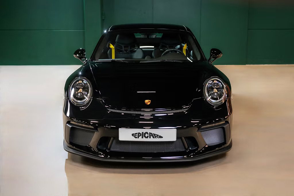 Porsche 991.2 GT3 Touring