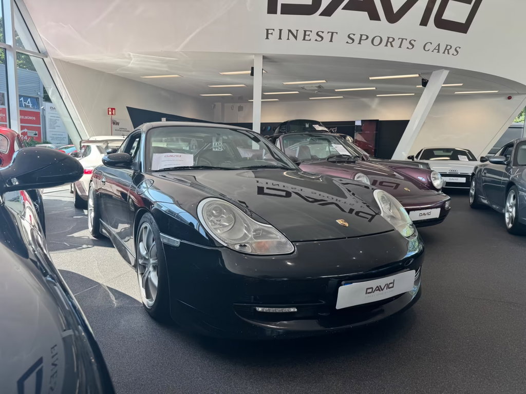 Porsche 996 Carrera 4