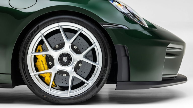 Porsche 992.2 GT3 Touring