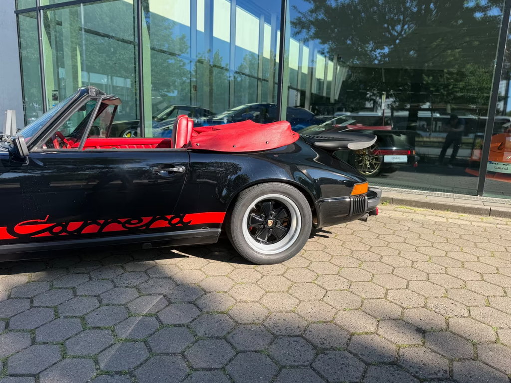 Porsche 911 Carrera 3.2