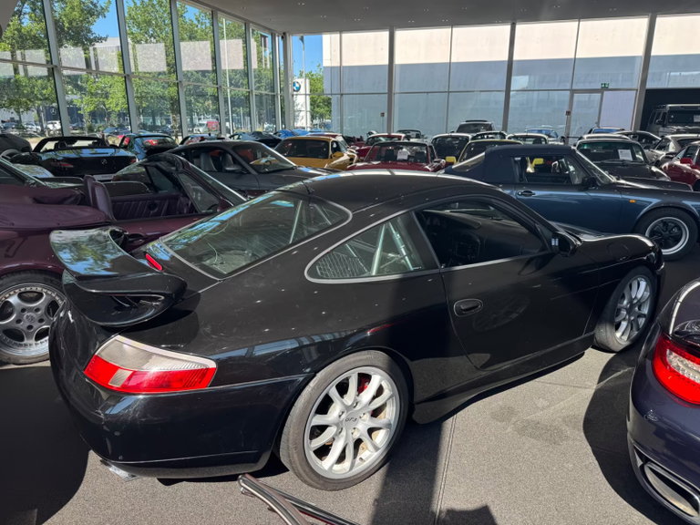 Porsche 996 Carrera 4
