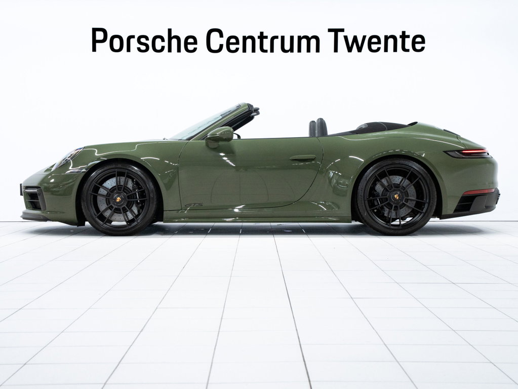 Porsche 992 Carrera 4 GTS