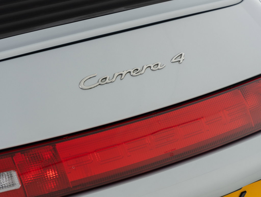 Porsche 993 Carrera 4