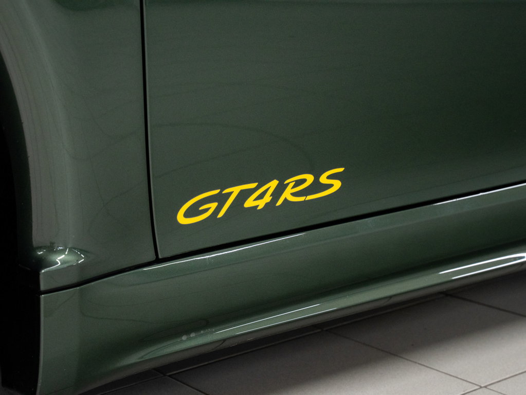 Porsche 718 Cayman GT4 RS