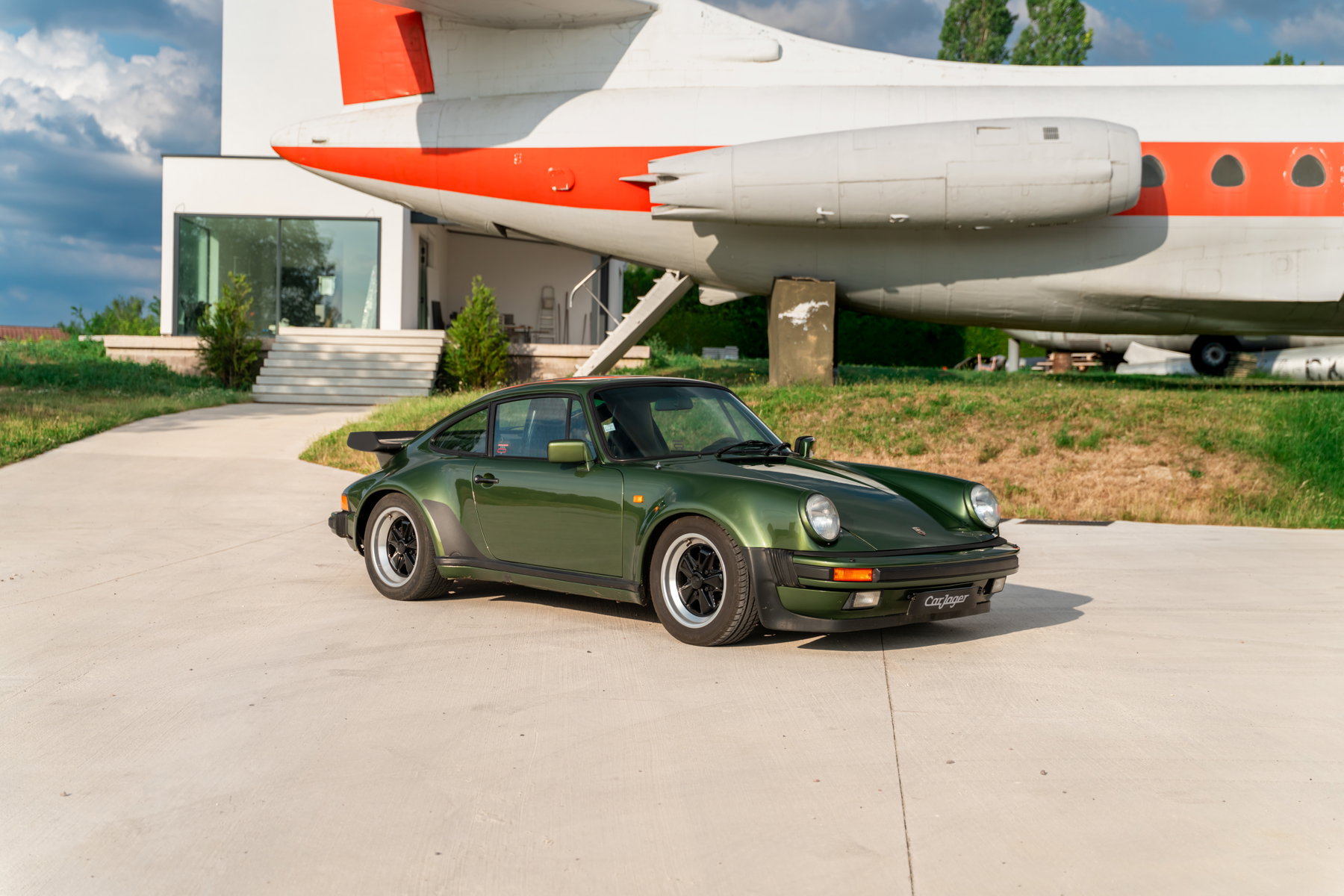 Porsche 911 Turbo 3.3 1983 - elferspot.com - Marketplace for