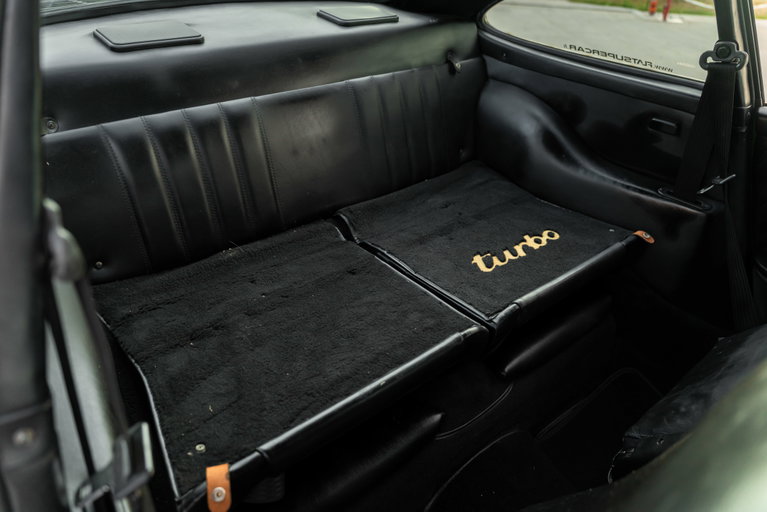 Porsche 911 Turbo 3.3