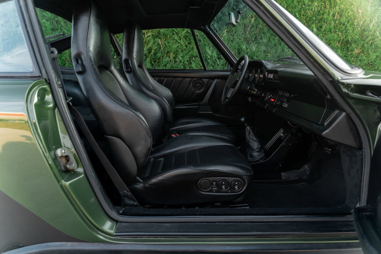 Porsche 911 Turbo 3.3
