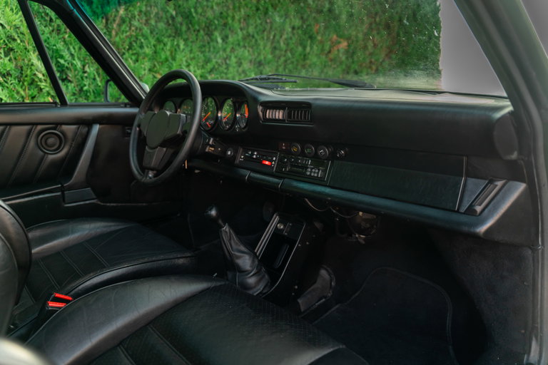 Porsche 911 Turbo 3.3