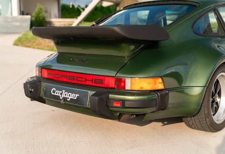 Porsche 911 Turbo 3.3