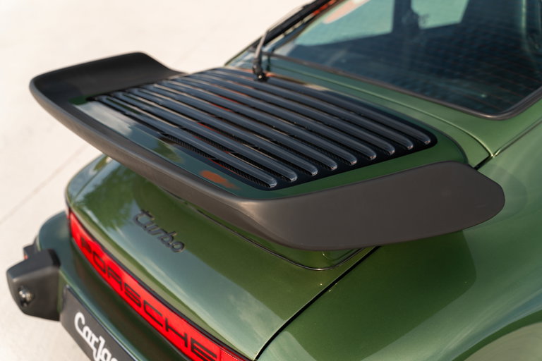 Porsche 911 Turbo 3.3