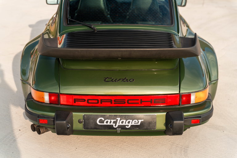 Porsche 911 Turbo 3.3