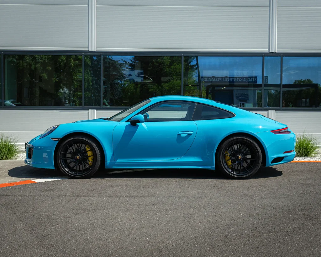 Porsche 991.2 Carrera GTS