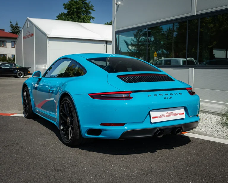 Porsche 991.2 Carrera GTS
