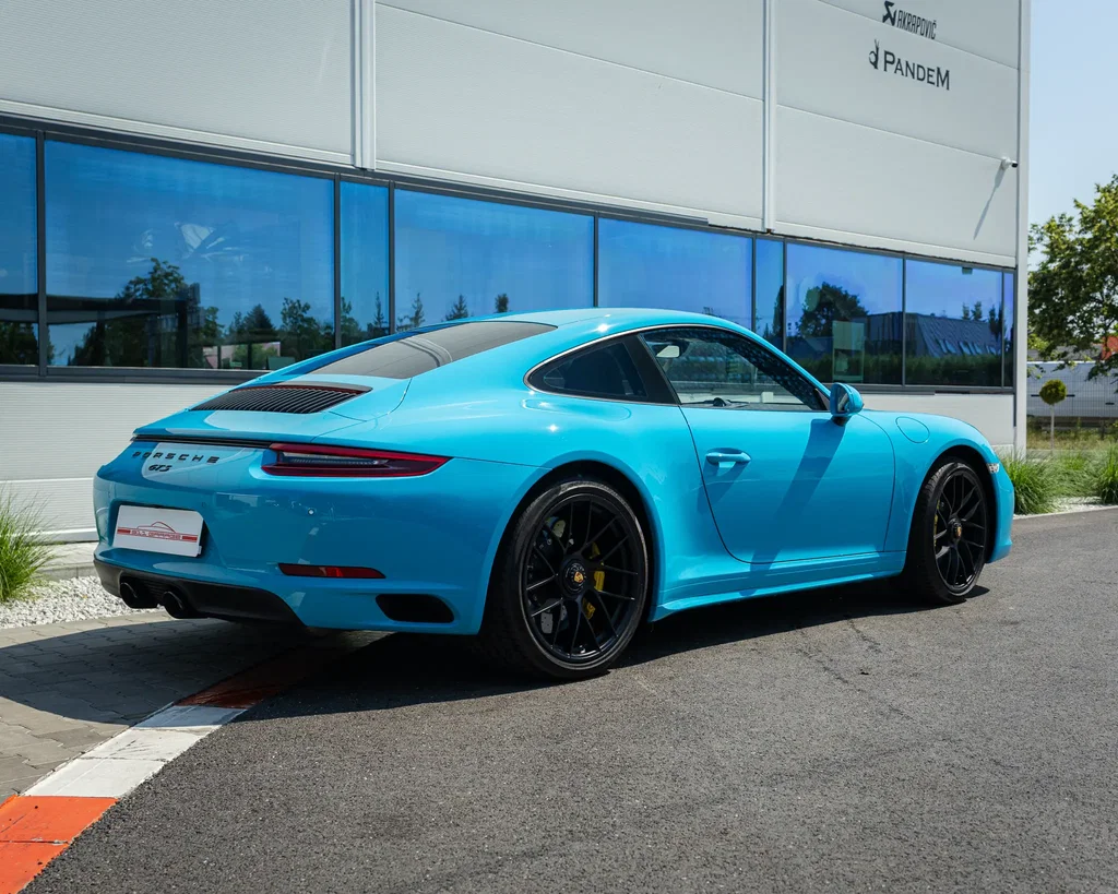 Porsche 991.2 Carrera GTS