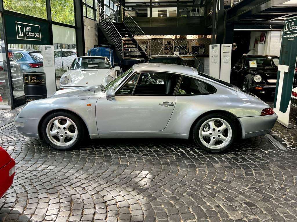Porsche 993 Carrera 4