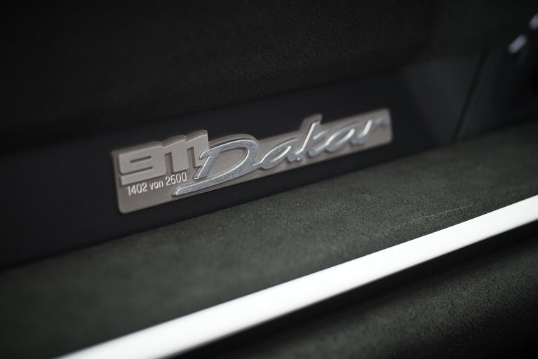 Porsche 911 Dakar