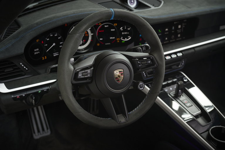Porsche 911 Dakar