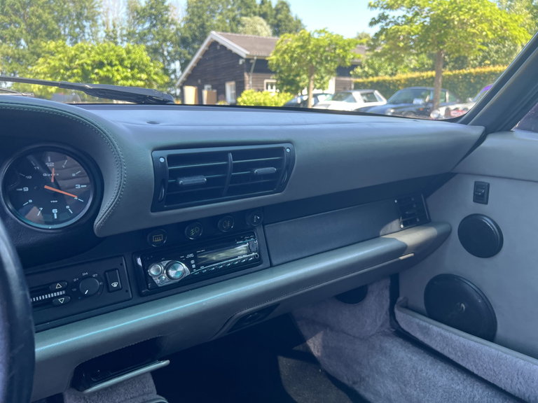 Porsche 964 Carrera 4