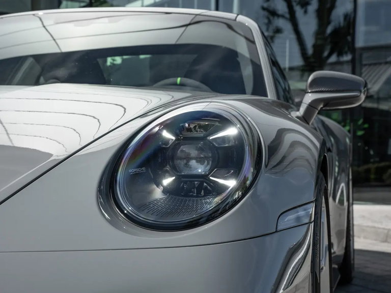 Porsche 992 GT3 Touring