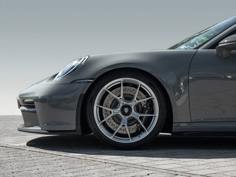 Porsche 992 GT3 Touring