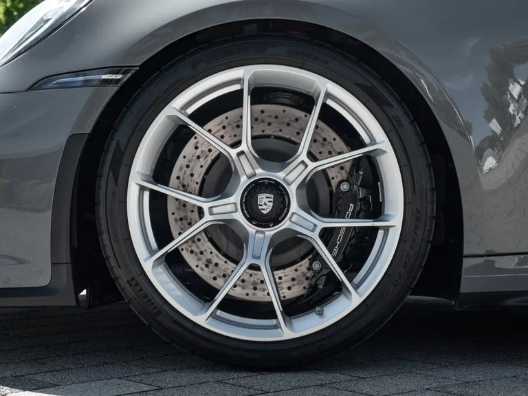 Porsche 992 GT3 Touring