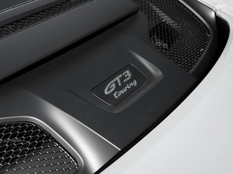 Porsche 992 GT3 Touring