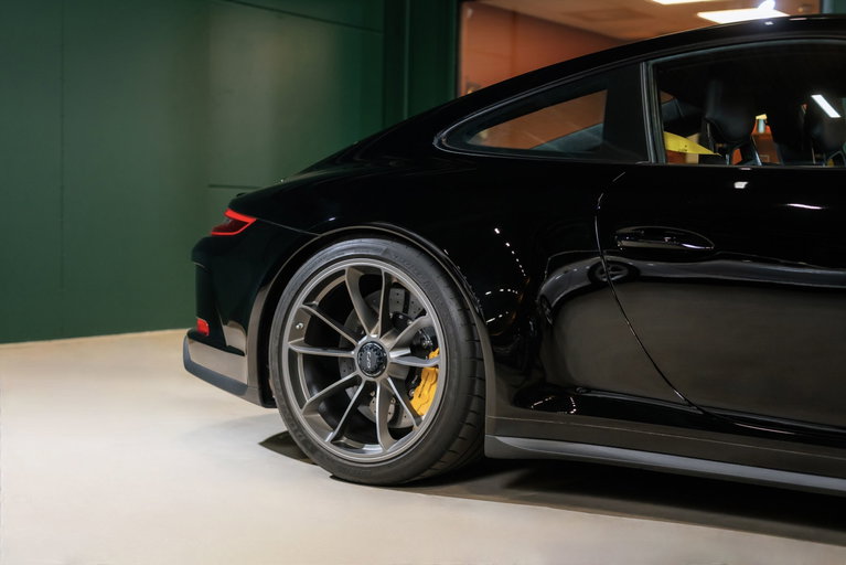 Porsche 991.2 GT3 Touring