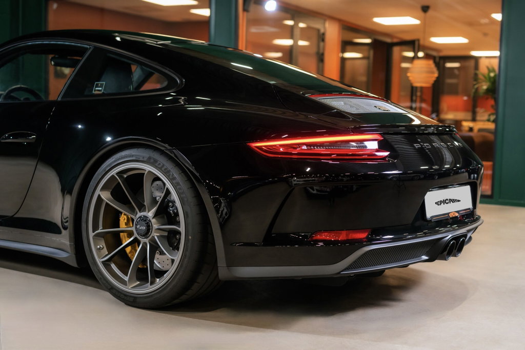 Porsche 991.2 GT3 Touring