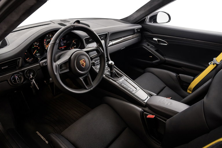 Porsche 991.2 GT3 Touring
