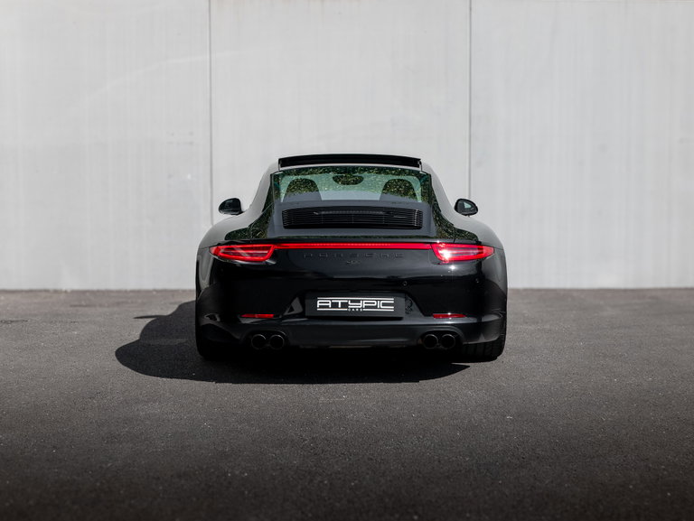 Porsche 991 Carrera 4 GTS
