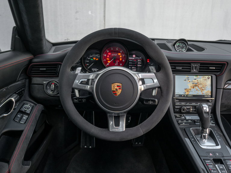 Porsche 991 Carrera 4 GTS