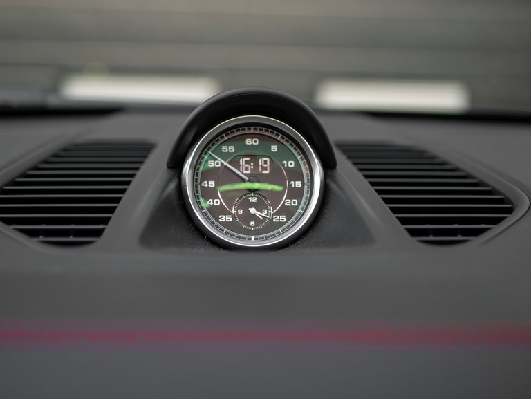Porsche 991 Carrera 4 GTS