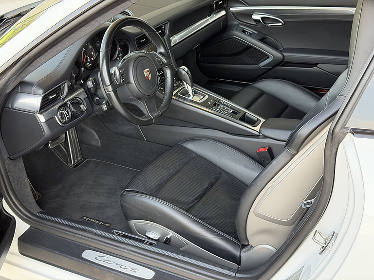 Porsche 991 Carrera