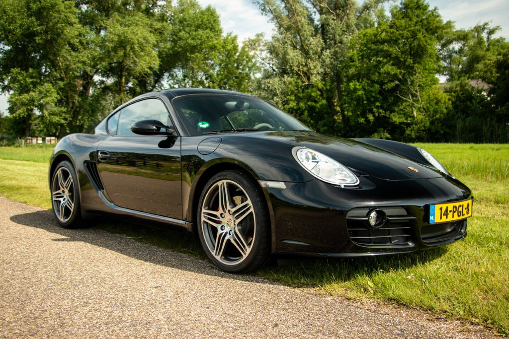 Porsche 987 Cayman S