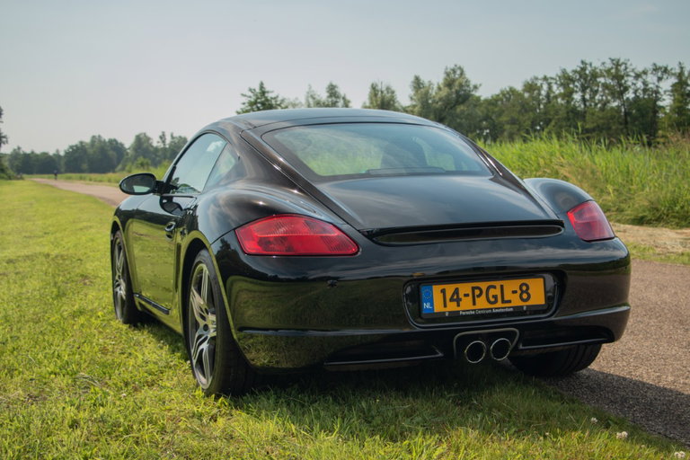 Porsche 987 Cayman S