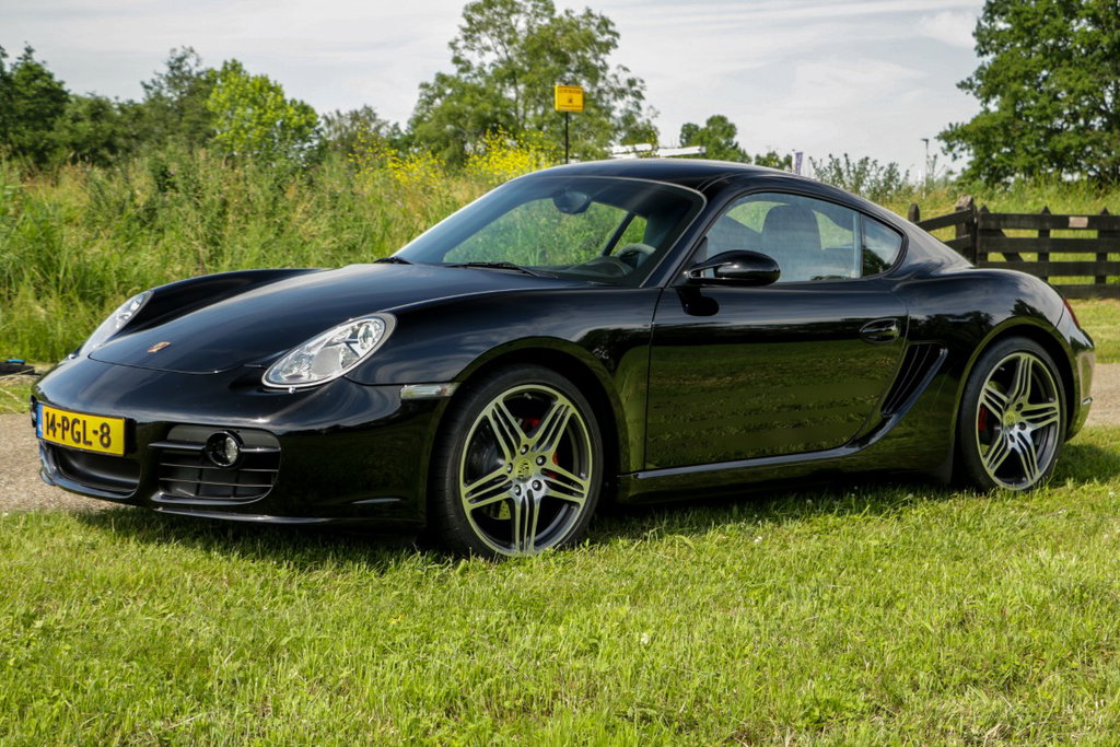 Porsche 987 Cayman S