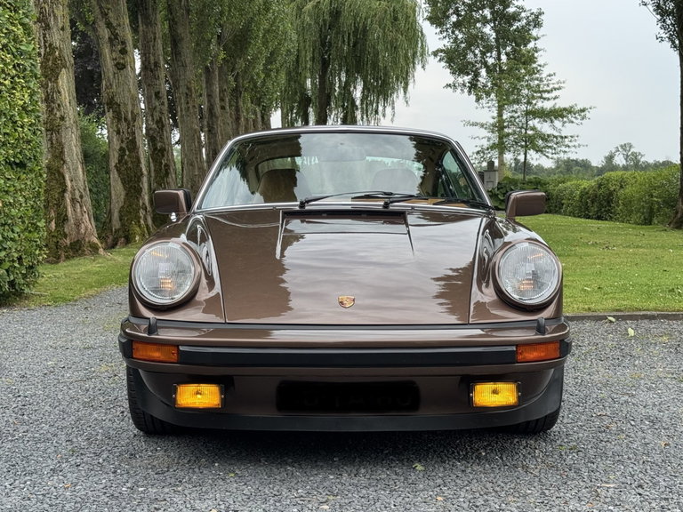 Porsche 911 Carrera 3.0