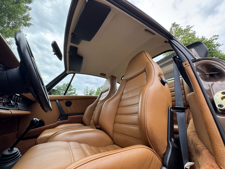 Porsche 911 Carrera 3.0