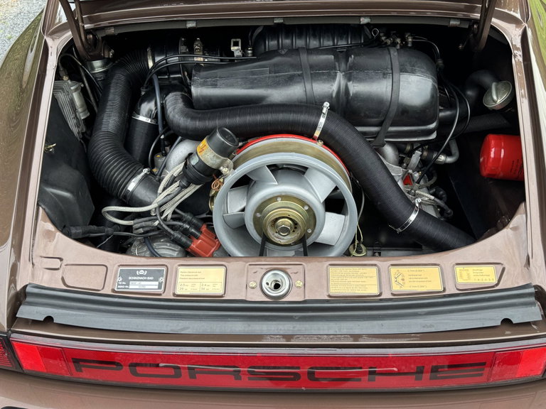 Porsche 911 Carrera 3.0